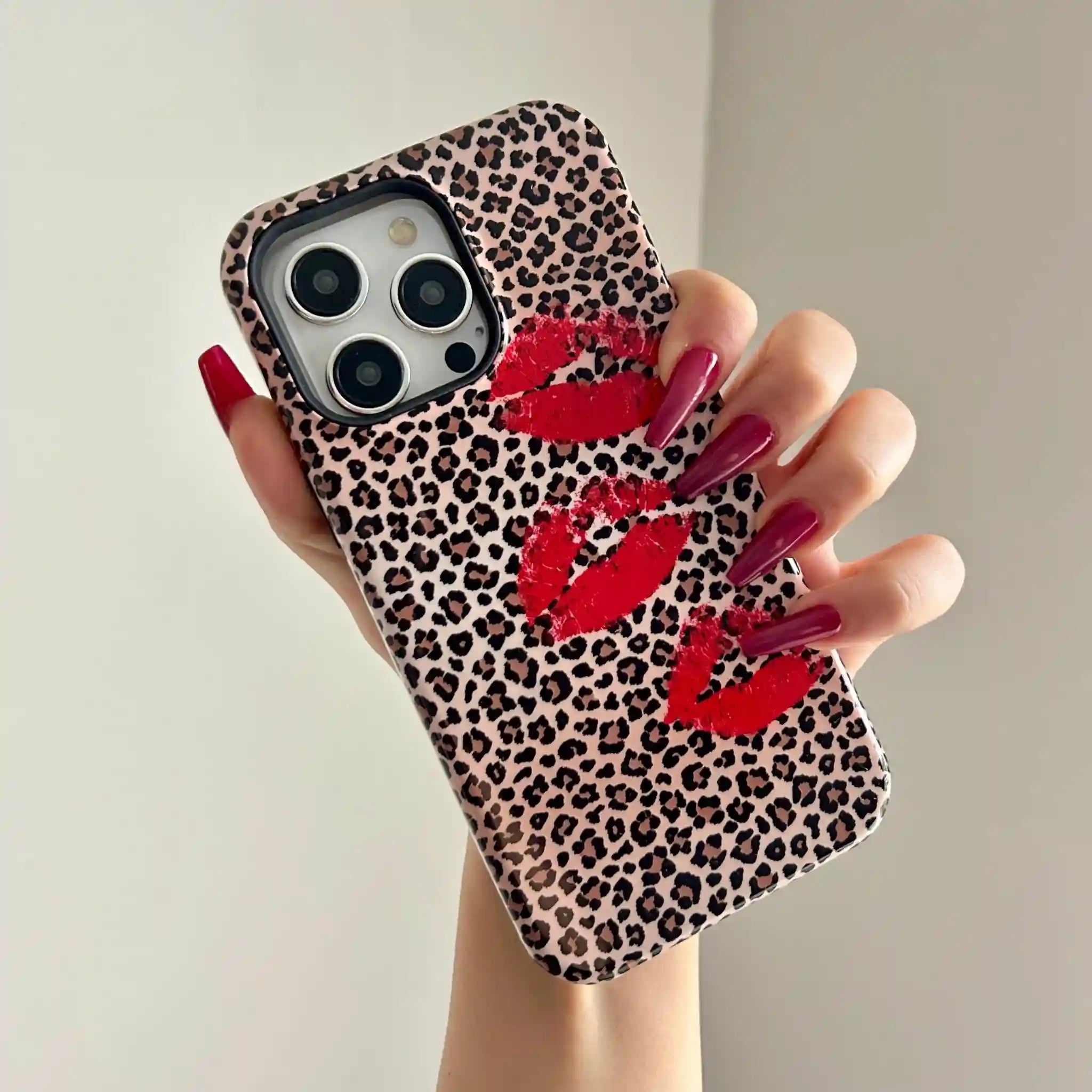 bluntcasesonline.com